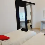 Azalia Homestay szállás