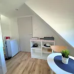 Homestay Azalia