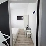 Azalia Homestay szállás *