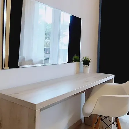 Azalia Jastrzębia Góra