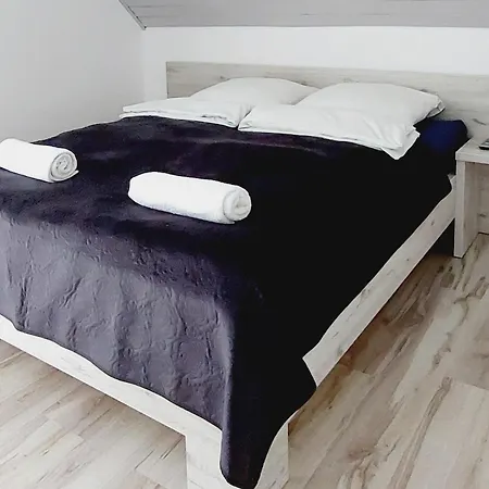 Azalia Séjour chez l'habitant