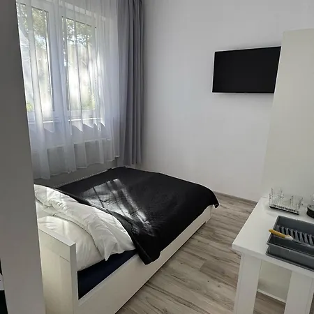 Azalia Séjour chez l'habitant *