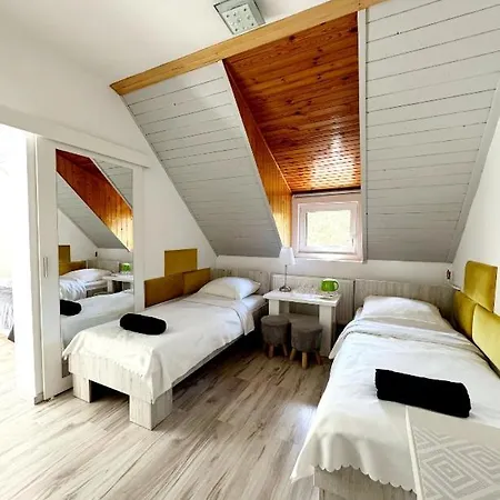 Alloggio in famiglia Azalia *