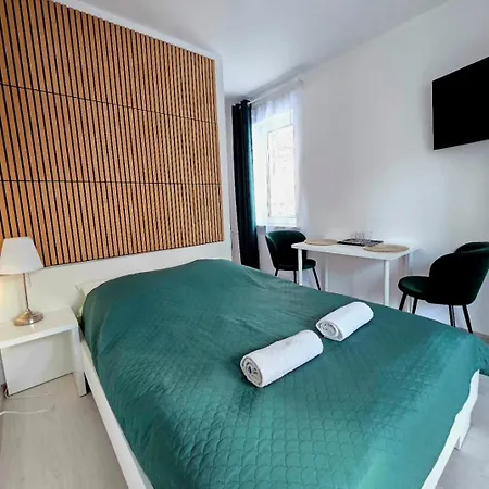 Azalia בית אירוח Jastrzębia Góra