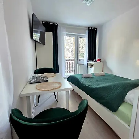 Quarto em Acomodações Particulares Azalia